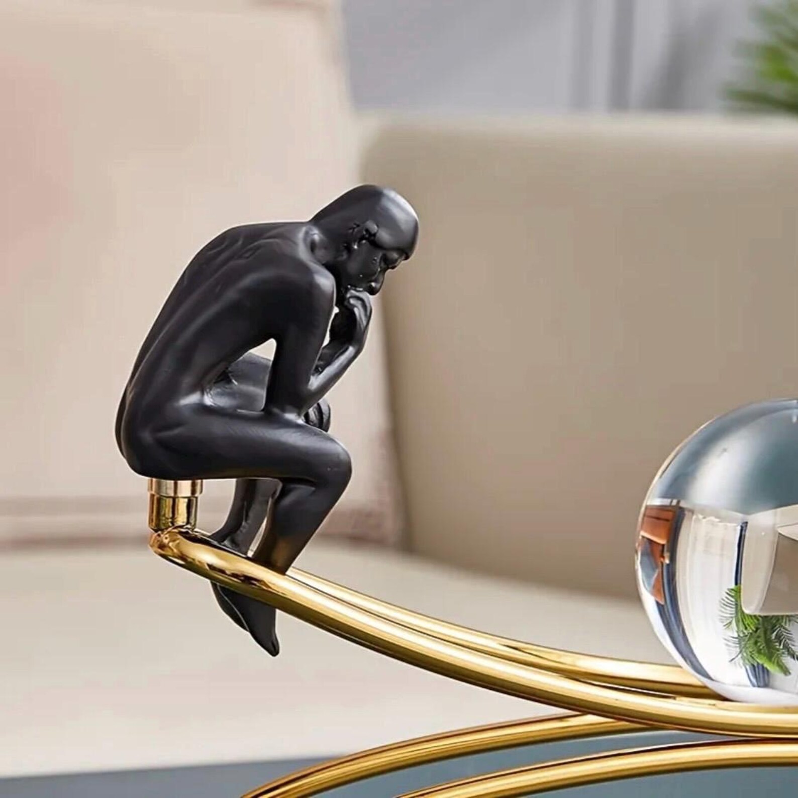 Thinker Figurine set - Image 3